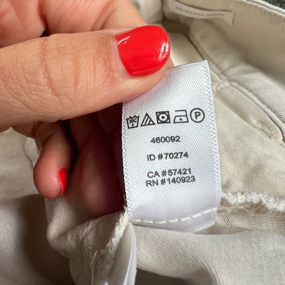 Women’s LOFT Riviera Short in Size 6 in Off White - Picture 6 of 8